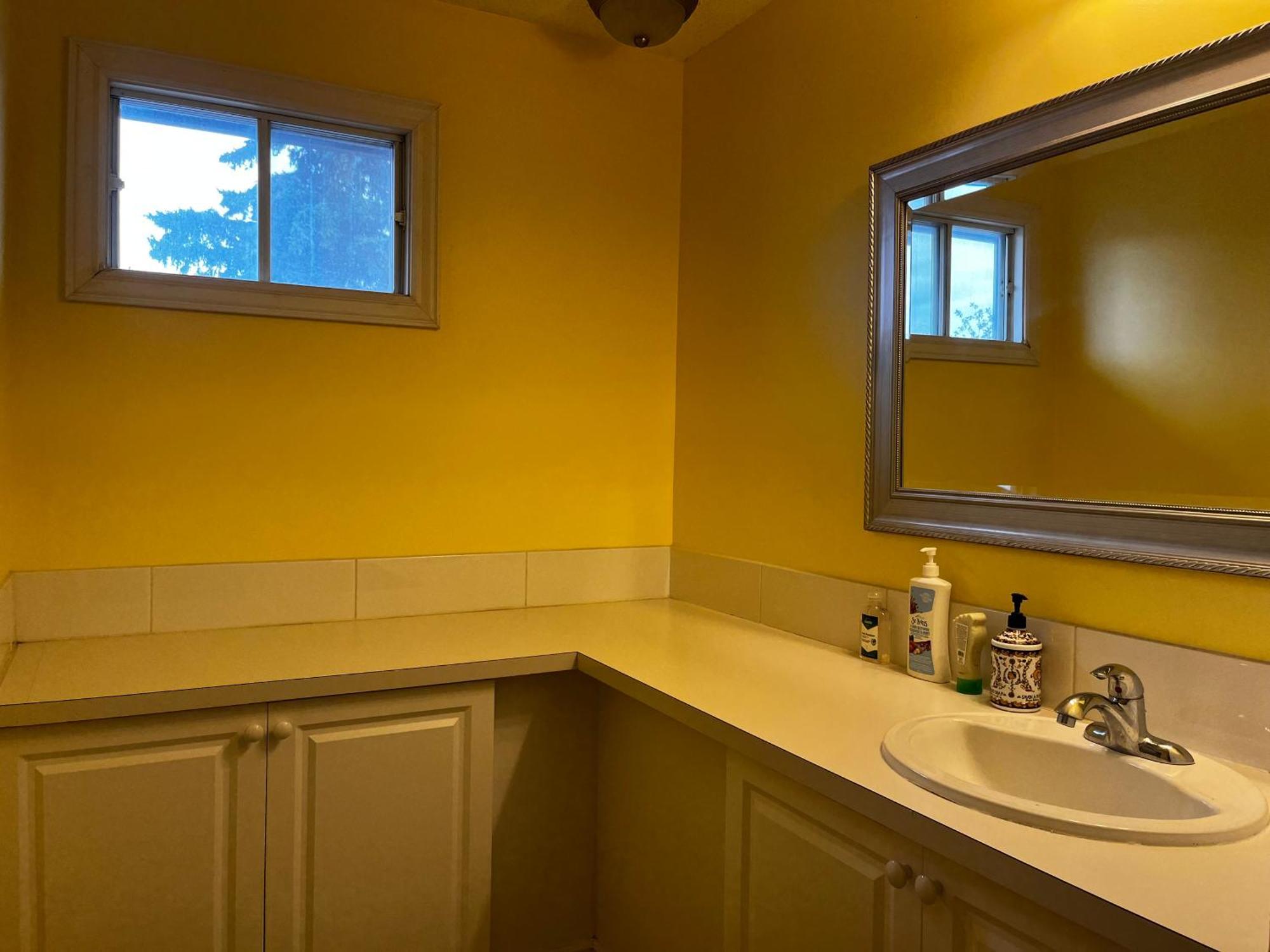 Beautiful Room Close Airport! YYC Exteriör bild