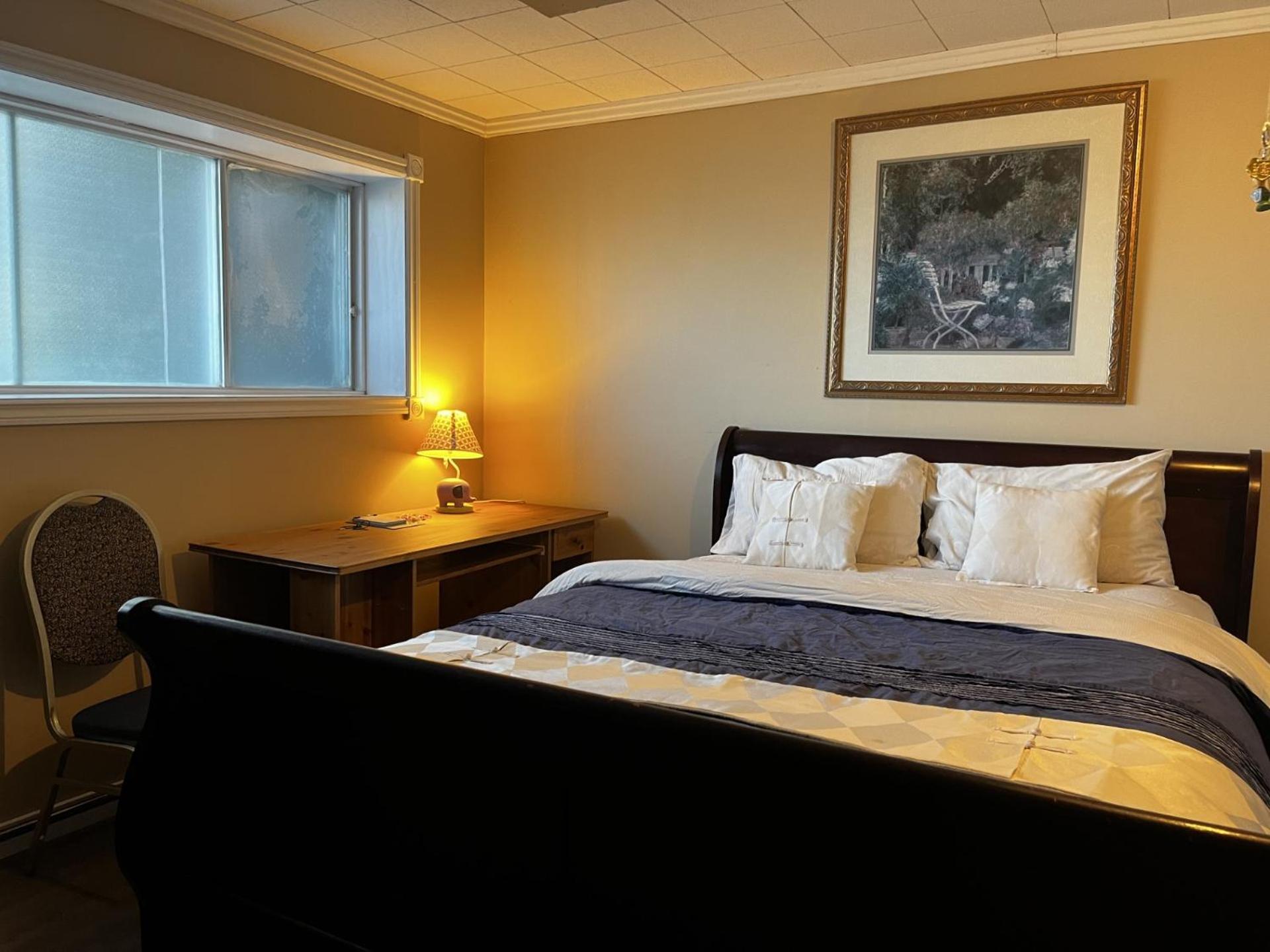 Beautiful Room Close Airport! YYC Exteriör bild